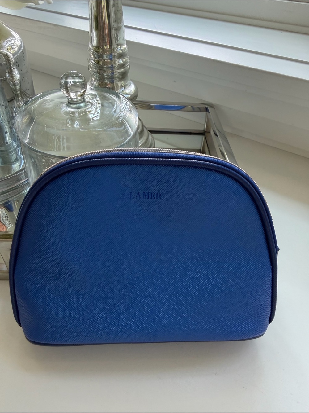 La Mer Royal Blue Textured Toiletry Case